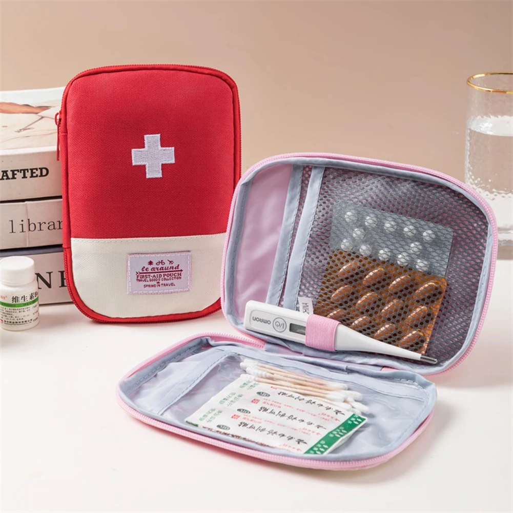 Mini Travel Medicine Bag Porta - First Aid Bag Kit のレビューと価格