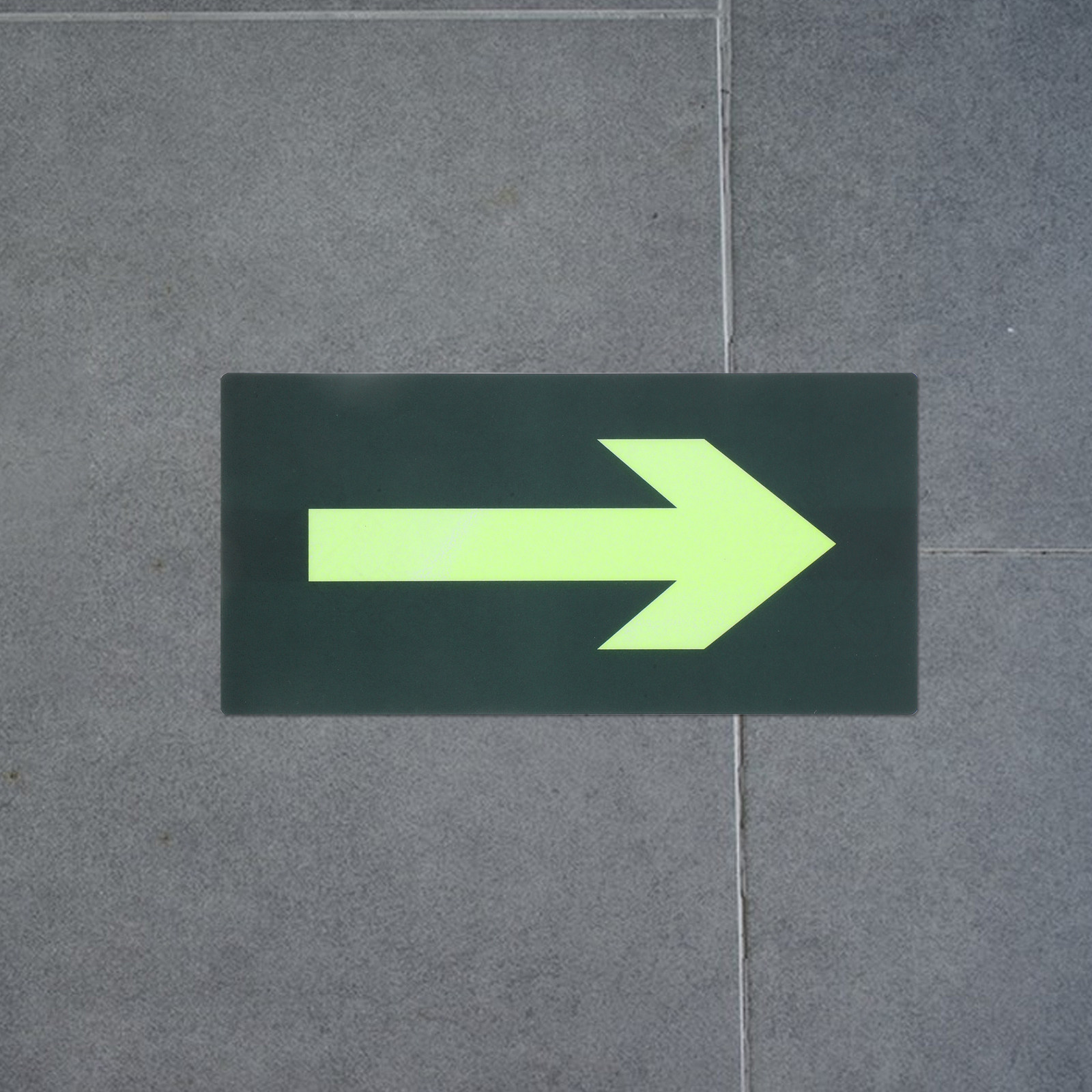 8Pcs Self Adhesive Glow Waterp - Emergency Exit Sign のレビューと価格